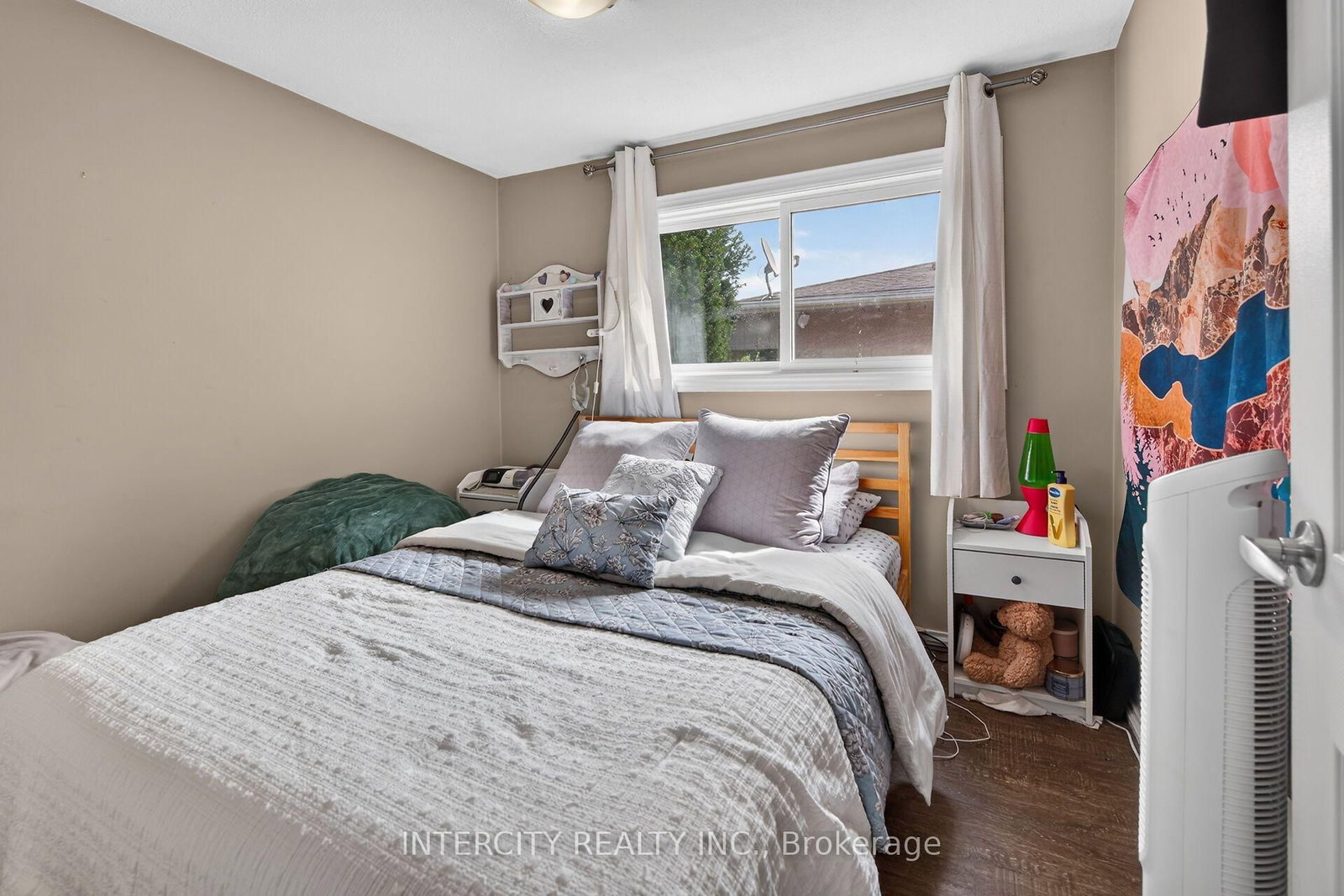 20 Kent Street • St. Catharines, ON photo 16