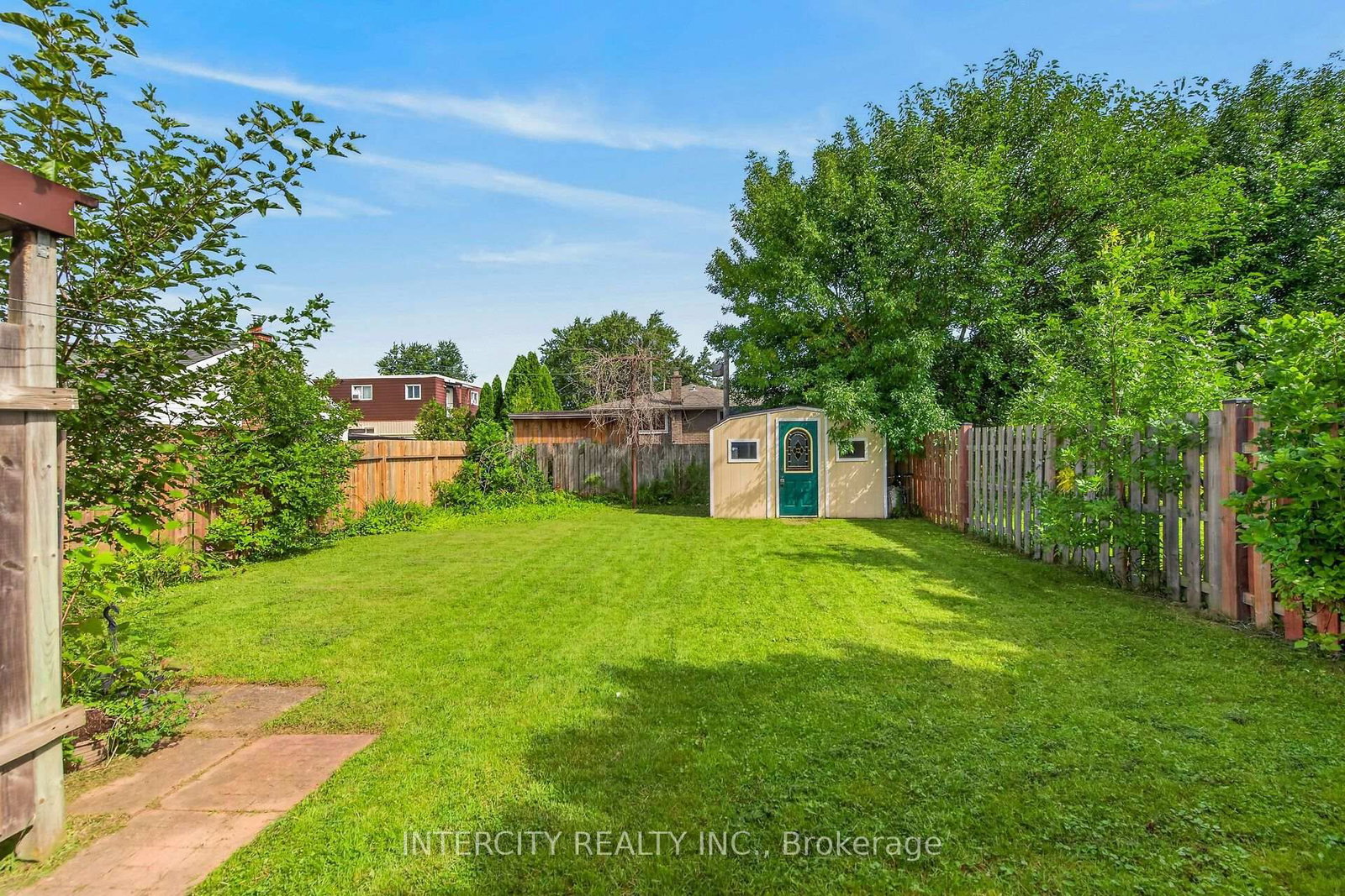 20 Kent Street • St. Catharines, ON photo 32