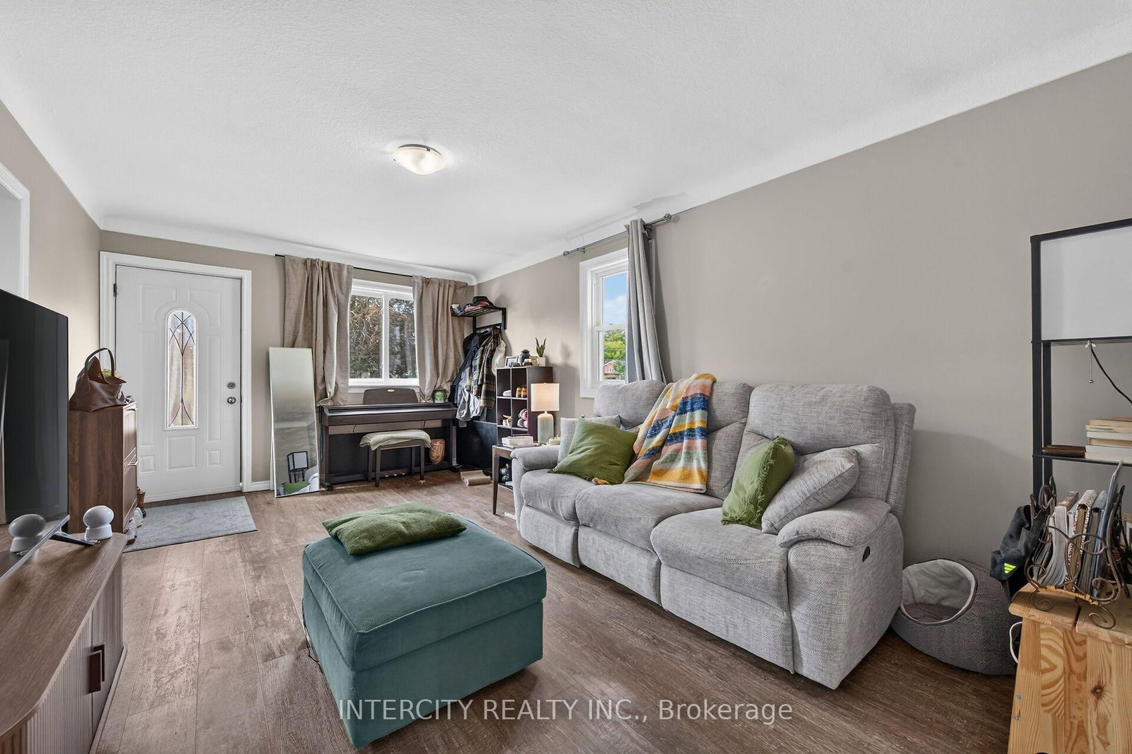 20 Kent Street • St. Catharines, ON photo 5