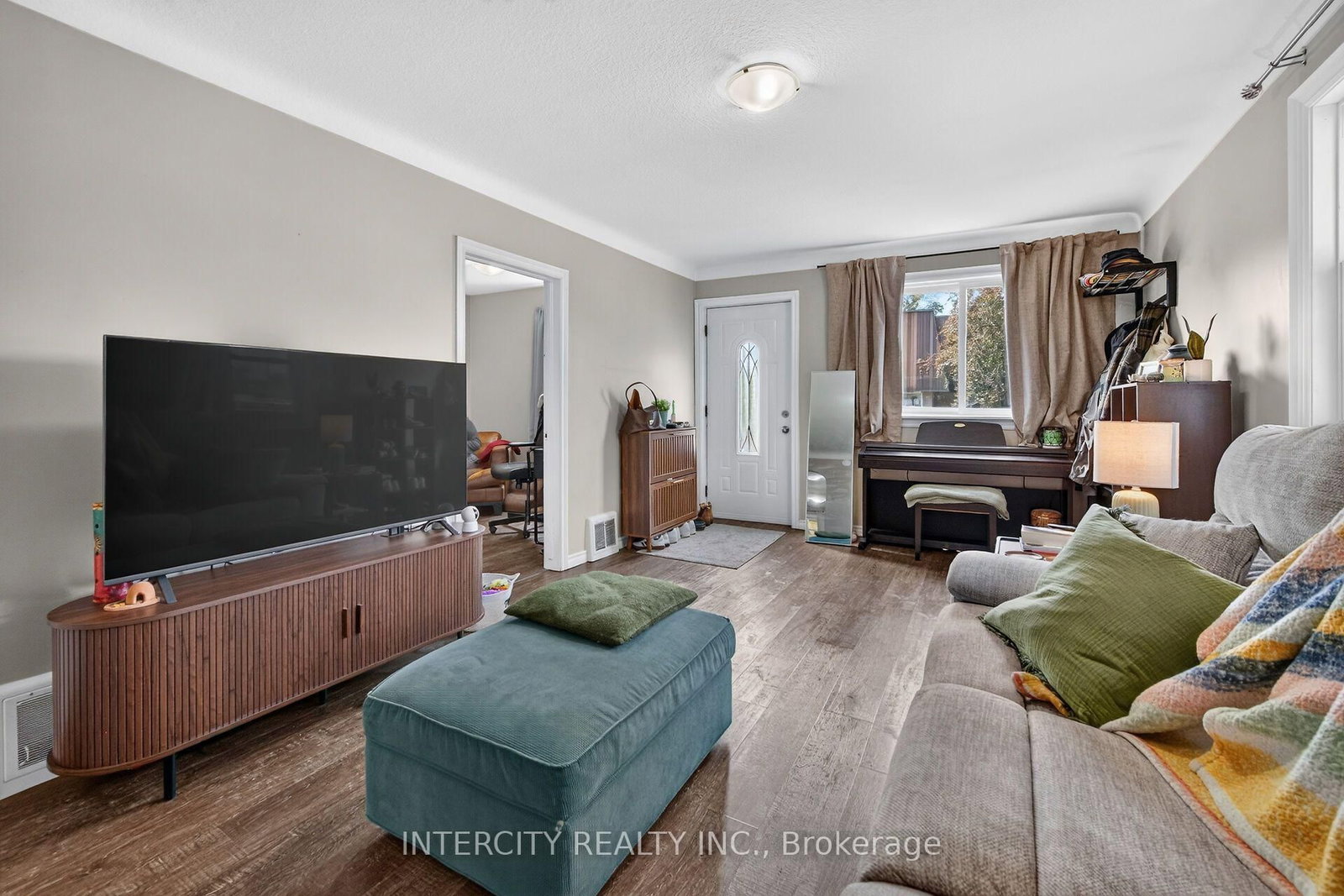 20 Kent Street • St. Catharines, ON photo 6