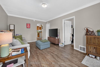 20 Kent Street • St. Catharines, ON photo 8