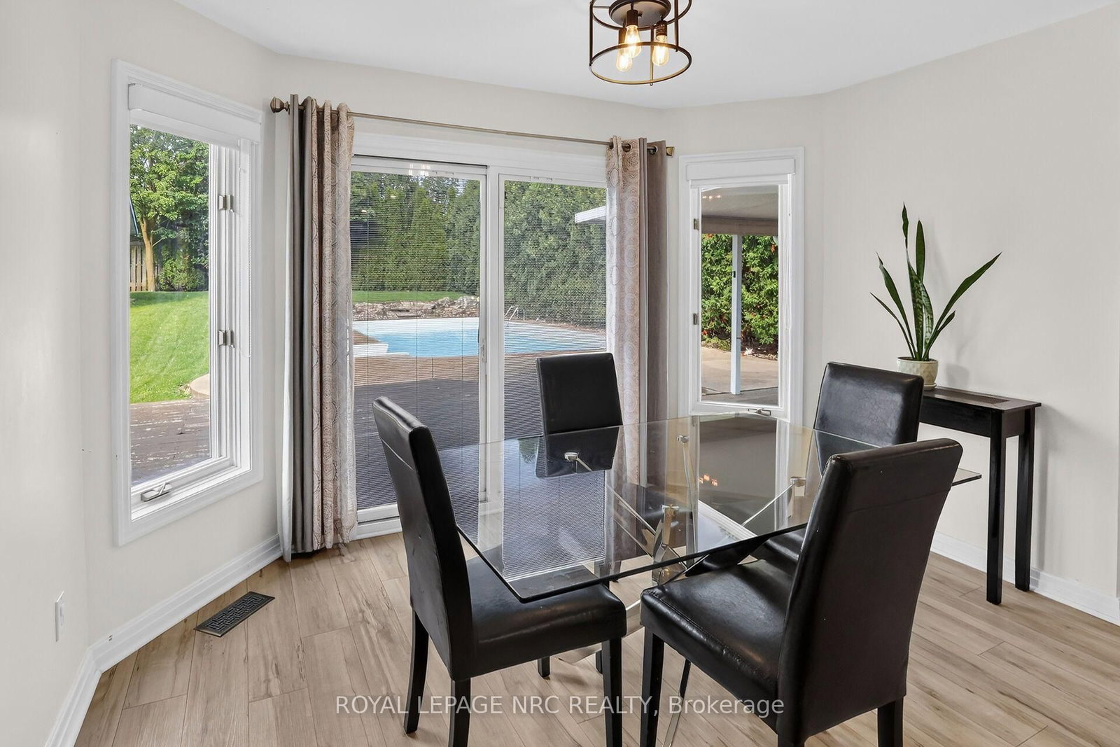 105 Stefanie Crescent • Welland, ON photo 10