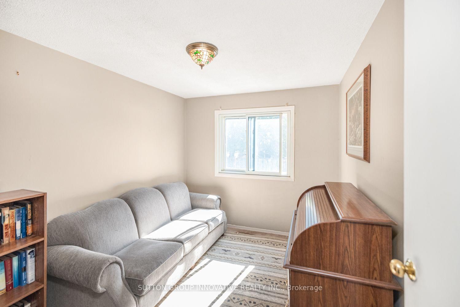 703 Upper Wentworth Street • Hamilton, ON photo 17