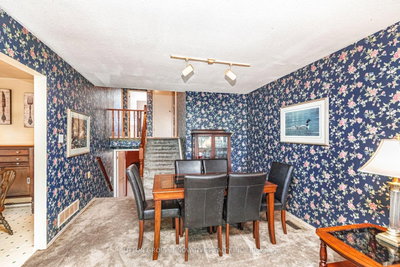 703 Upper Wentworth Street • Hamilton, ON photo 8
