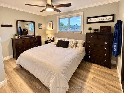 34 Harvard Place • Loyalist, ON photo 5