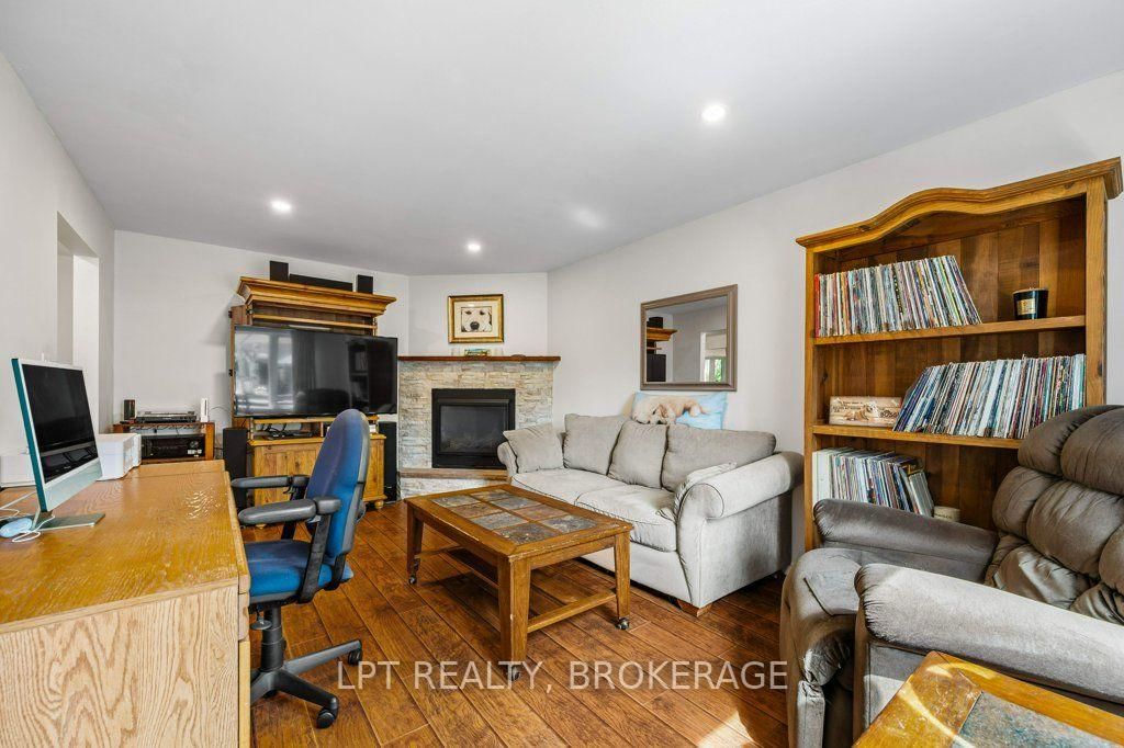 780 Muirfield Crescent • Kingston, ON photo 17