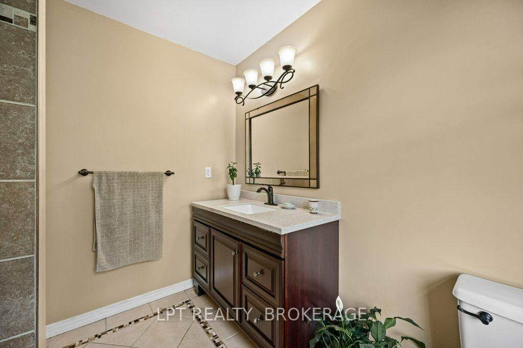 780 Muirfield Crescent • Kingston, ON photo 32