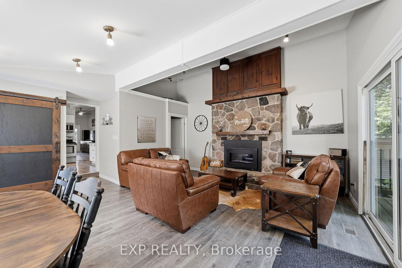 250 Orchard Avenue • Zorra, ON photo 4