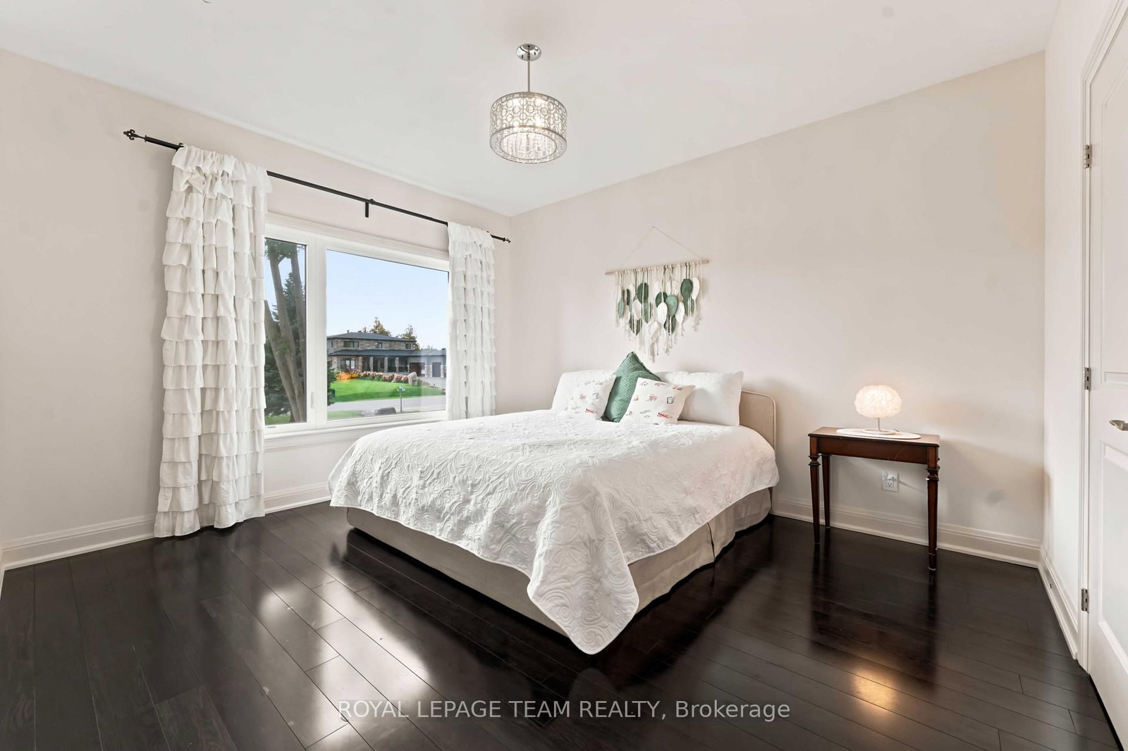 1801 CEDARLAKES Way • Greely, ON photo 24
