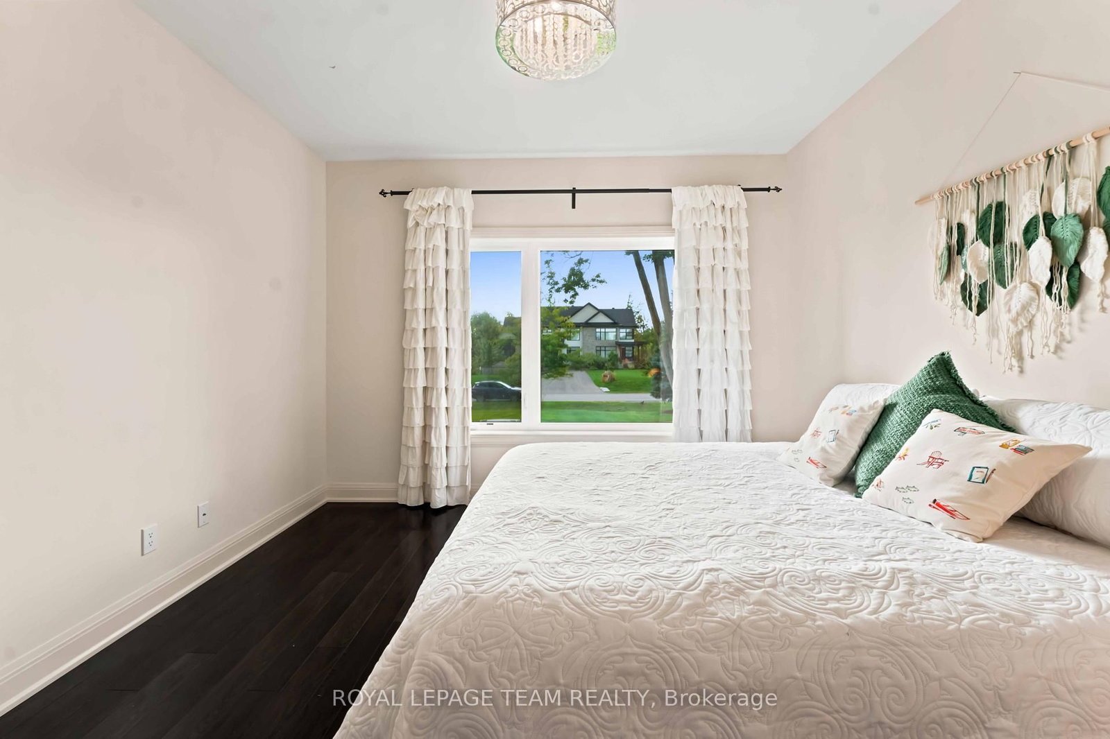 1801 CEDARLAKES Way • Greely, ON photo 25