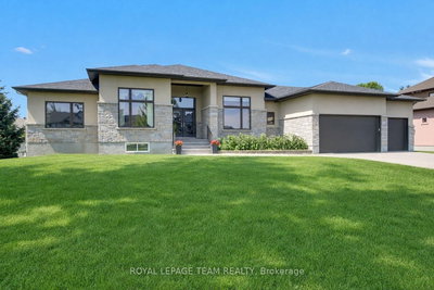 1801 CEDARLAKES Way • Greely, ON photo 3