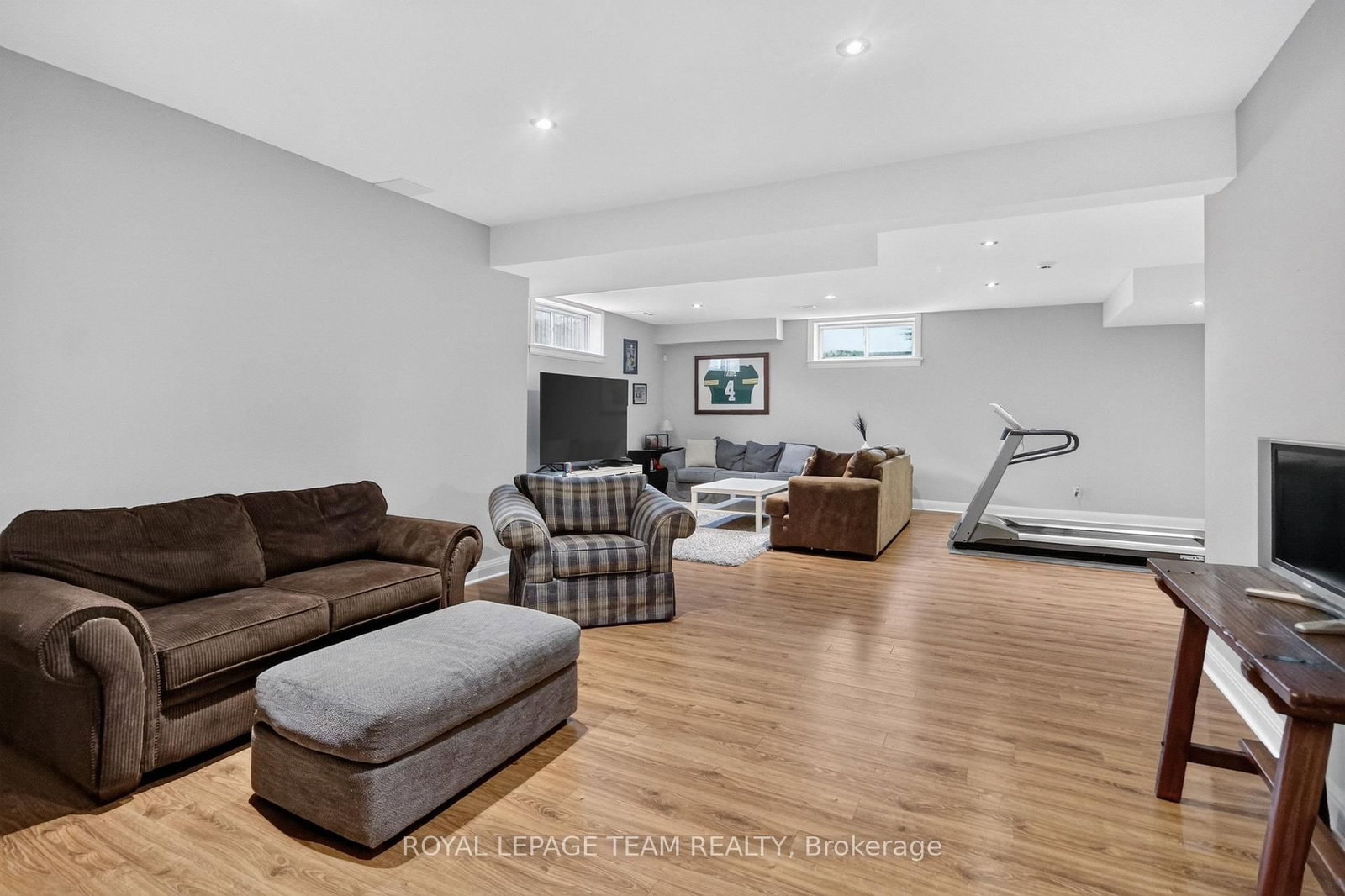1801 CEDARLAKES Way • Greely, ON photo 32