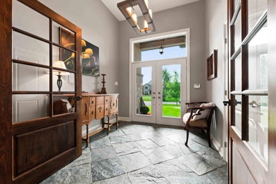 1801 CEDARLAKES Way • Greely, ON photo 4