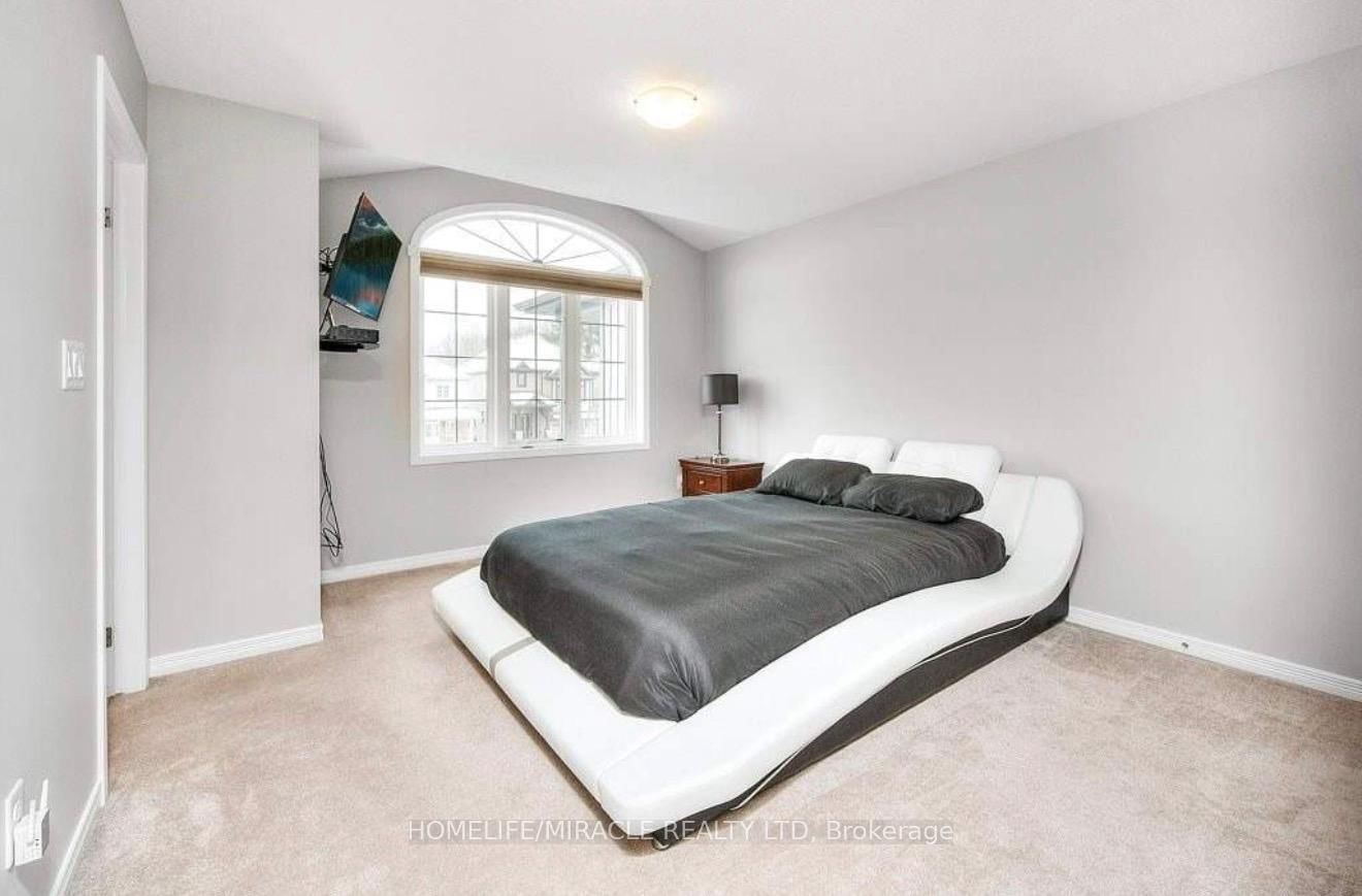 132 Maitland Street • Kitchener, ON photo 5