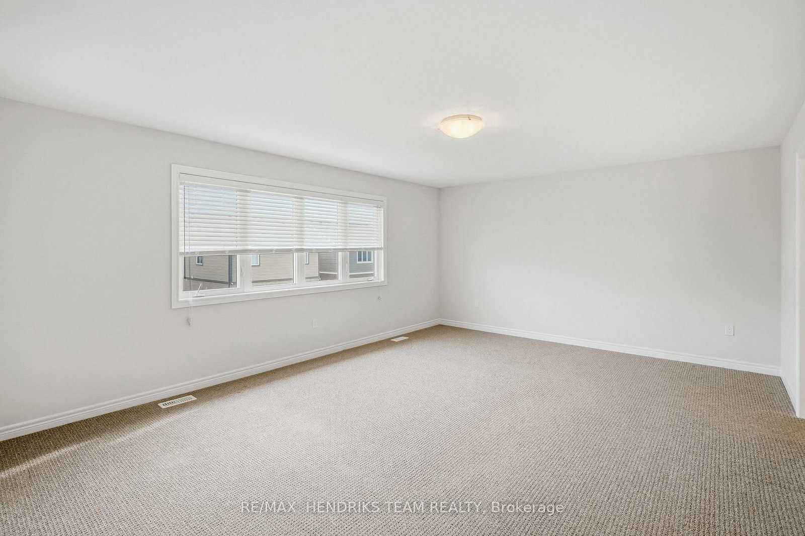12 Riley Avenue • Pelham, ON photo 23