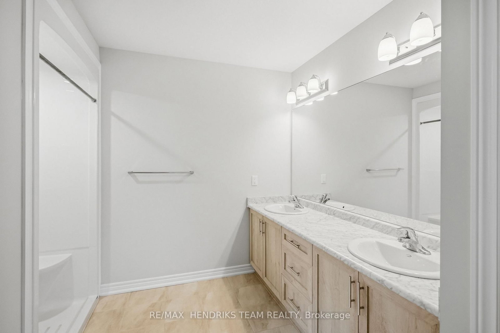 12 Riley Avenue • Pelham, ON photo 25