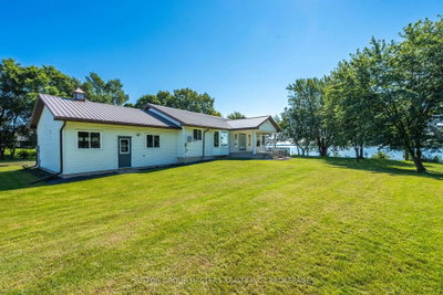 175 Pleasure Pt. Lane • Wolfe Island, ON photo 3
