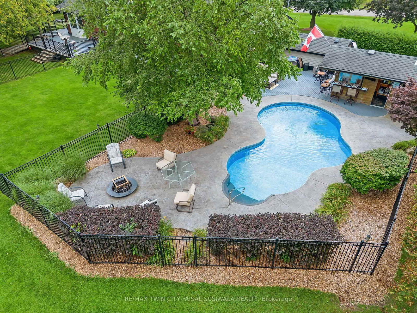 2172 Centre Road • Hamilton, ON photo 10