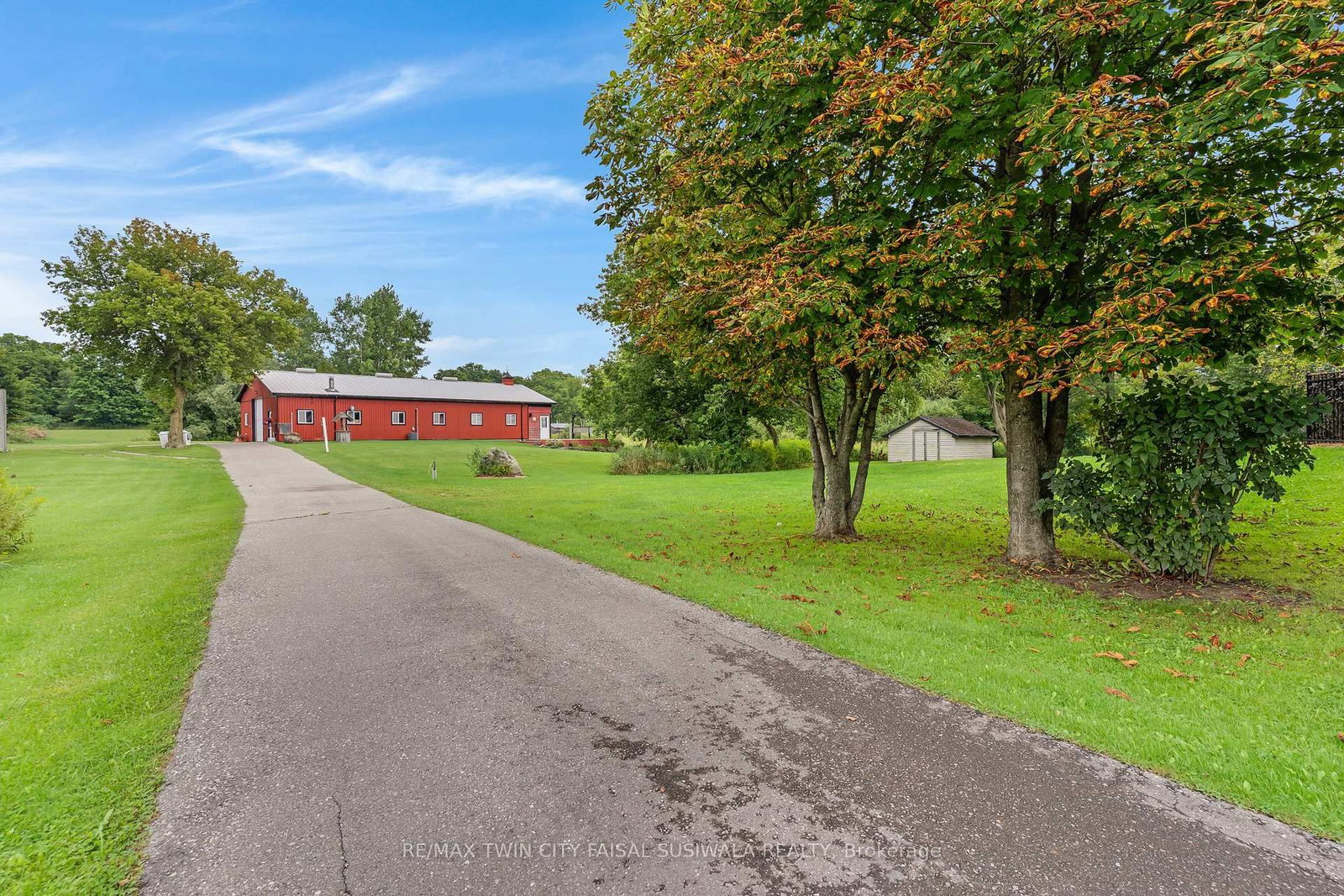 2172 Centre Road • Hamilton, ON photo 11