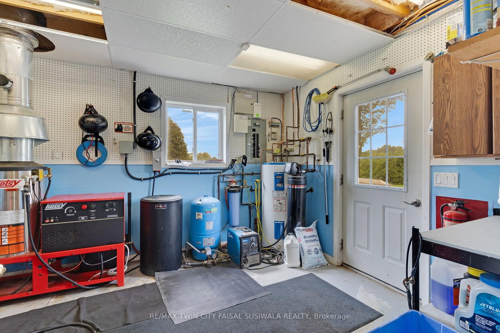 2172 Centre Road • Hamilton, ON photo 13