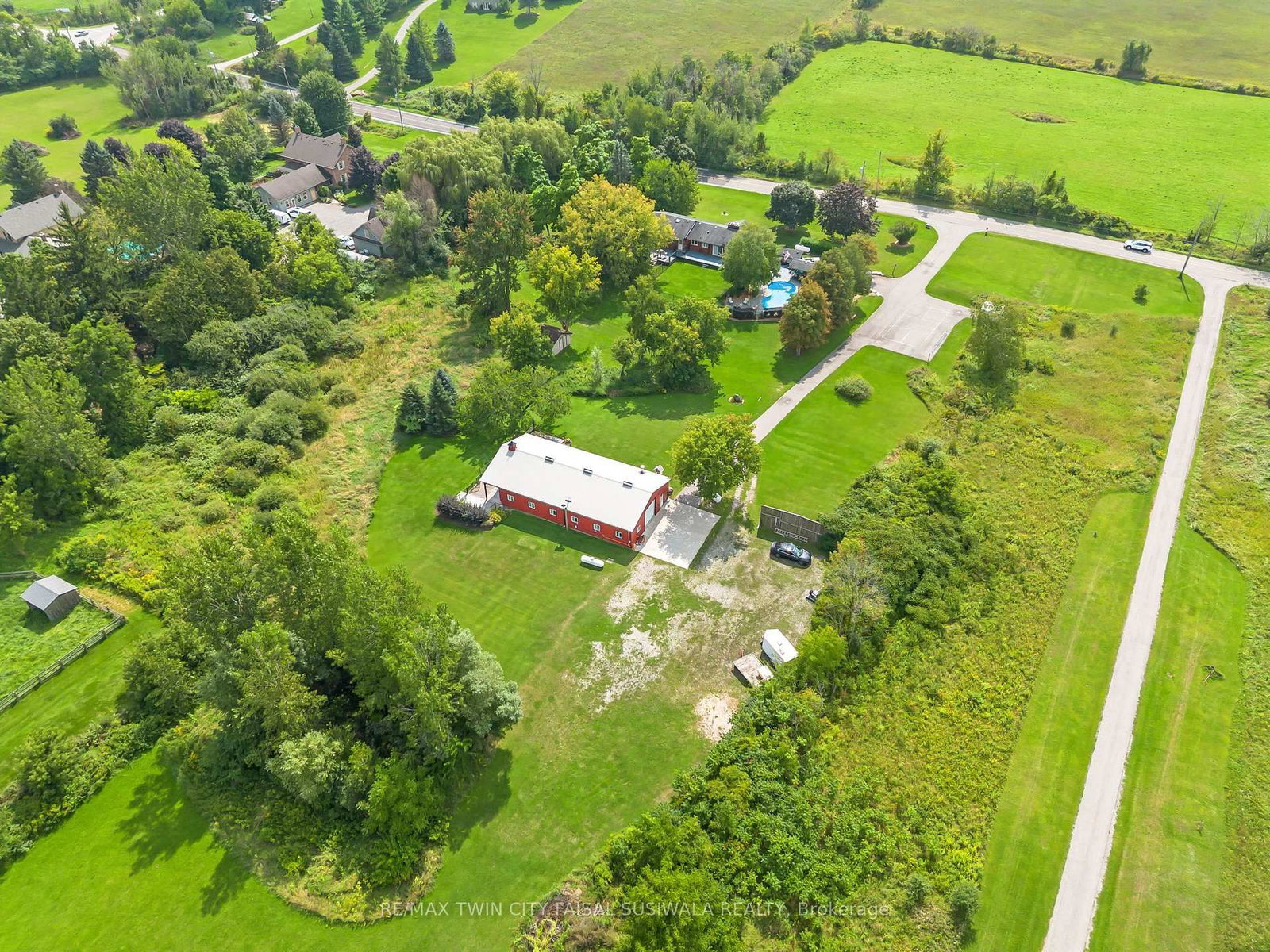 2172 Centre Road • Hamilton, ON photo 20