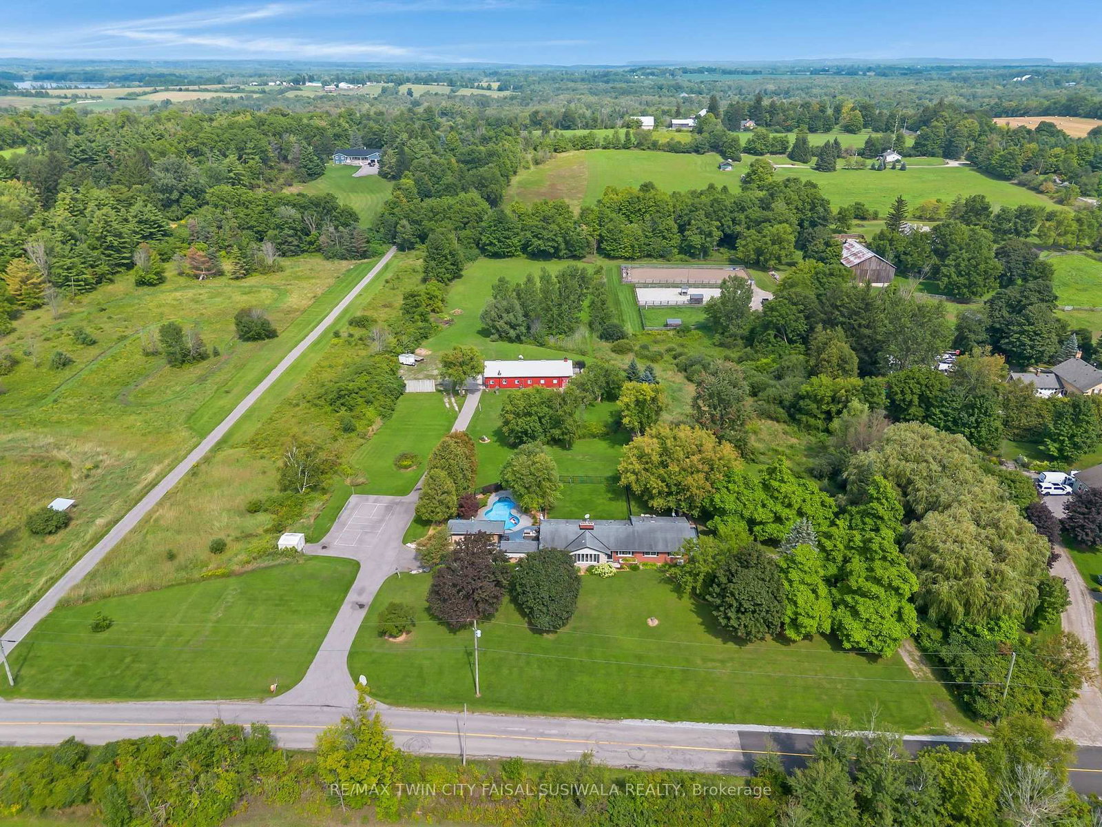 2172 Centre Road • Hamilton, ON photo 21