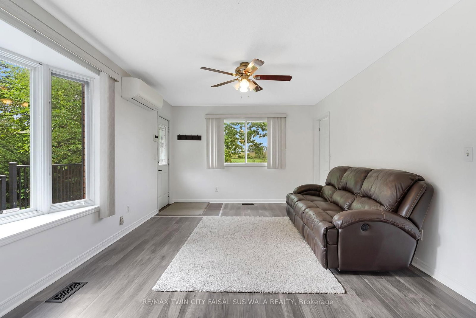 2172 Centre Road • Hamilton, ON photo 36