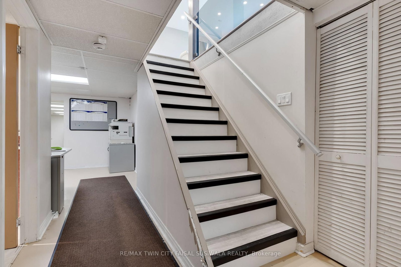 2172 Centre Road • Hamilton, ON photo 43