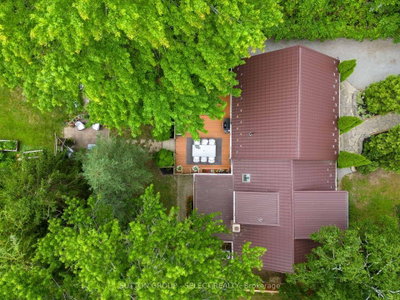 1129 Sunningdale Road E • London North, ON photo 3