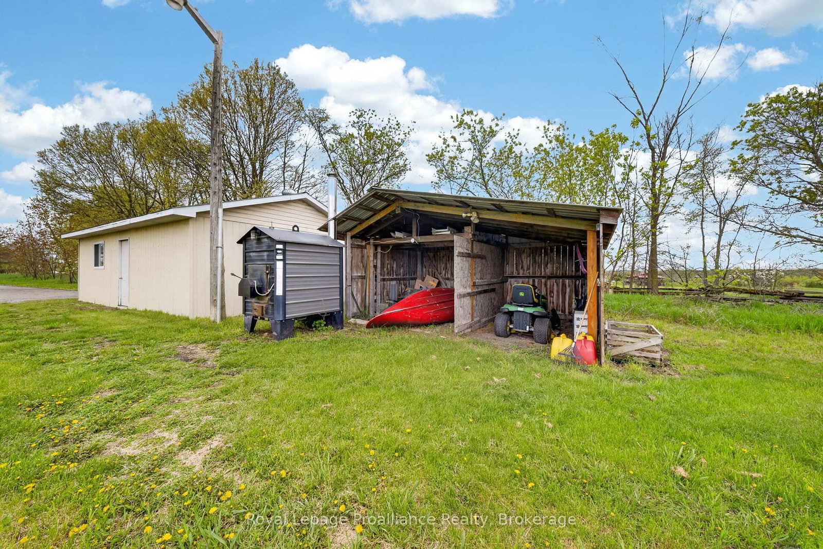 235 East Hungerford Road • Tweed, ON photo 43
