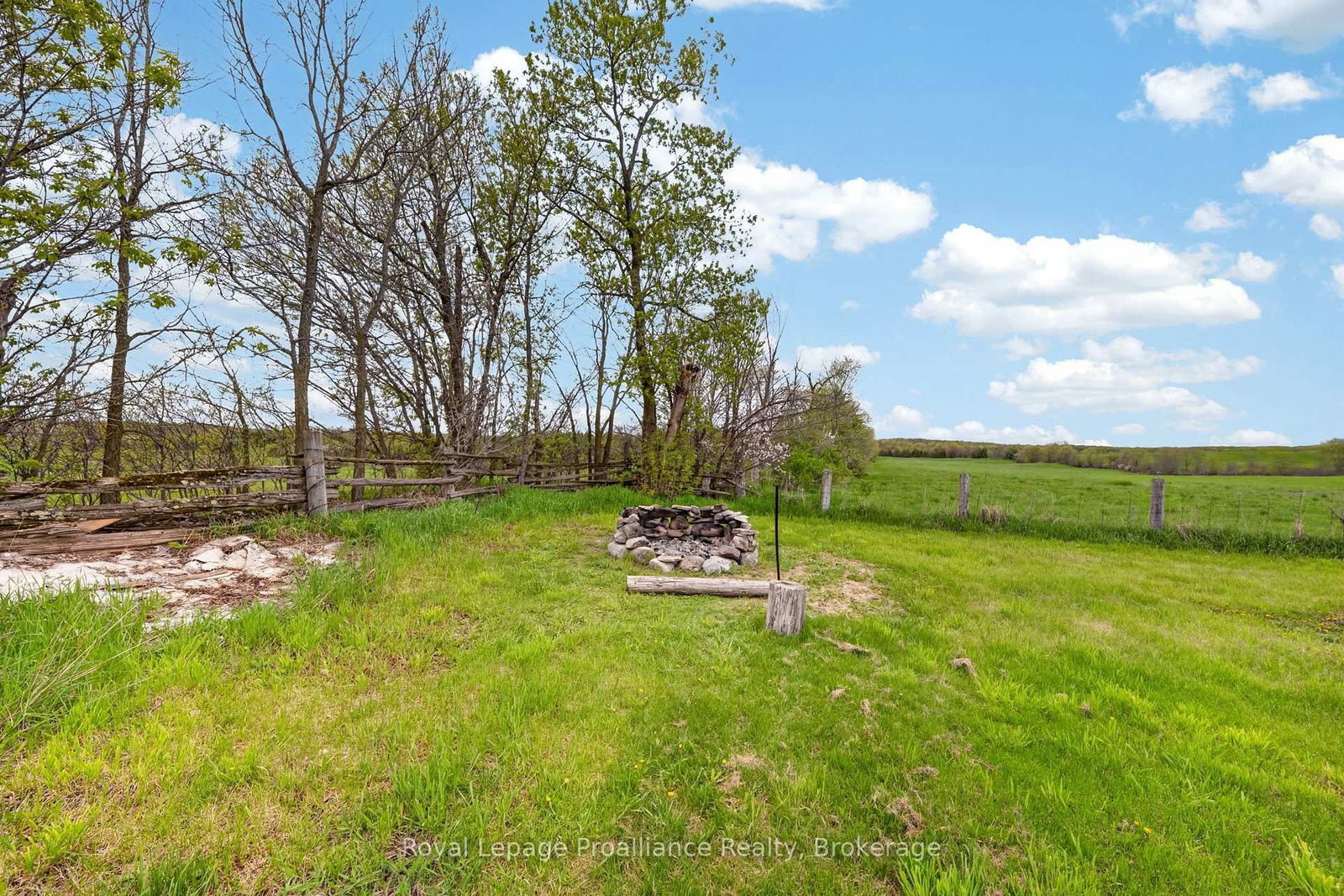 235 East Hungerford Road • Tweed, ON photo 44