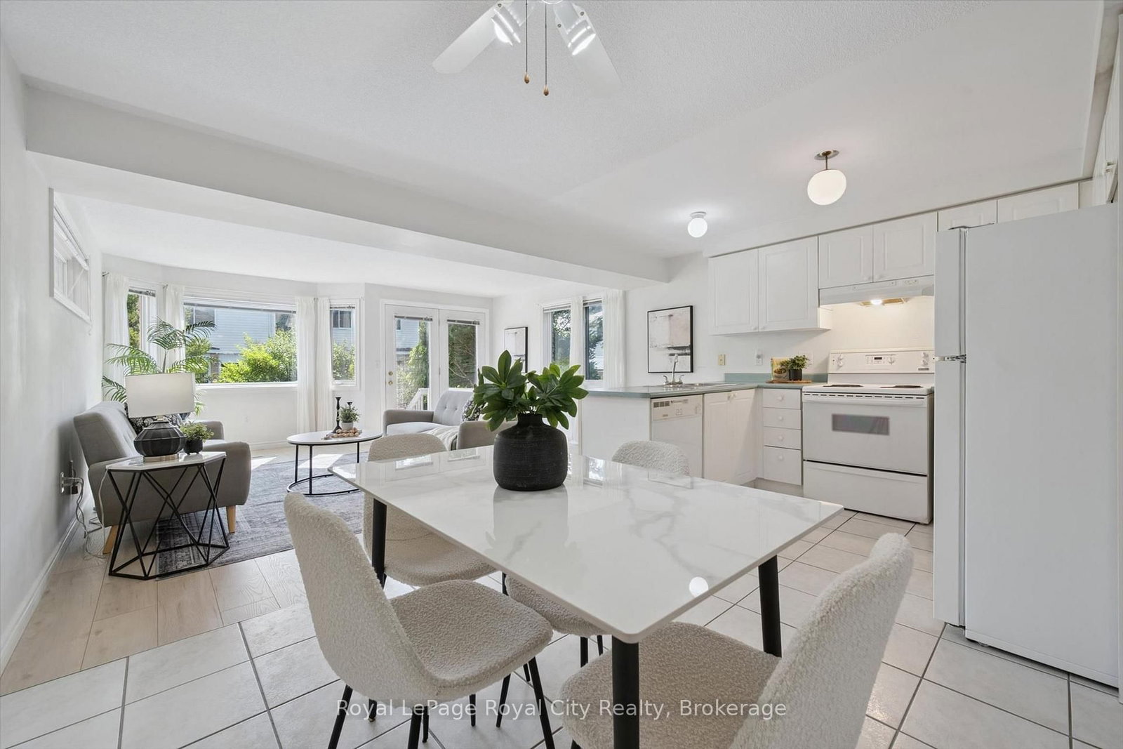 811 Edinburgh Road S • Guelph, ON photo 21