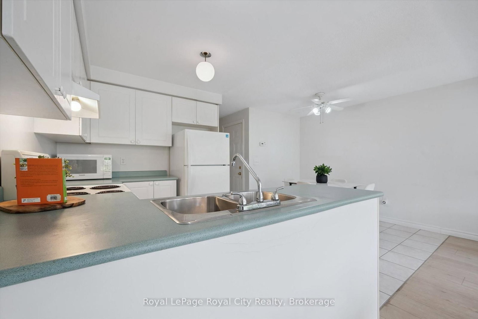 811 Edinburgh Road S • Guelph, ON photo 25