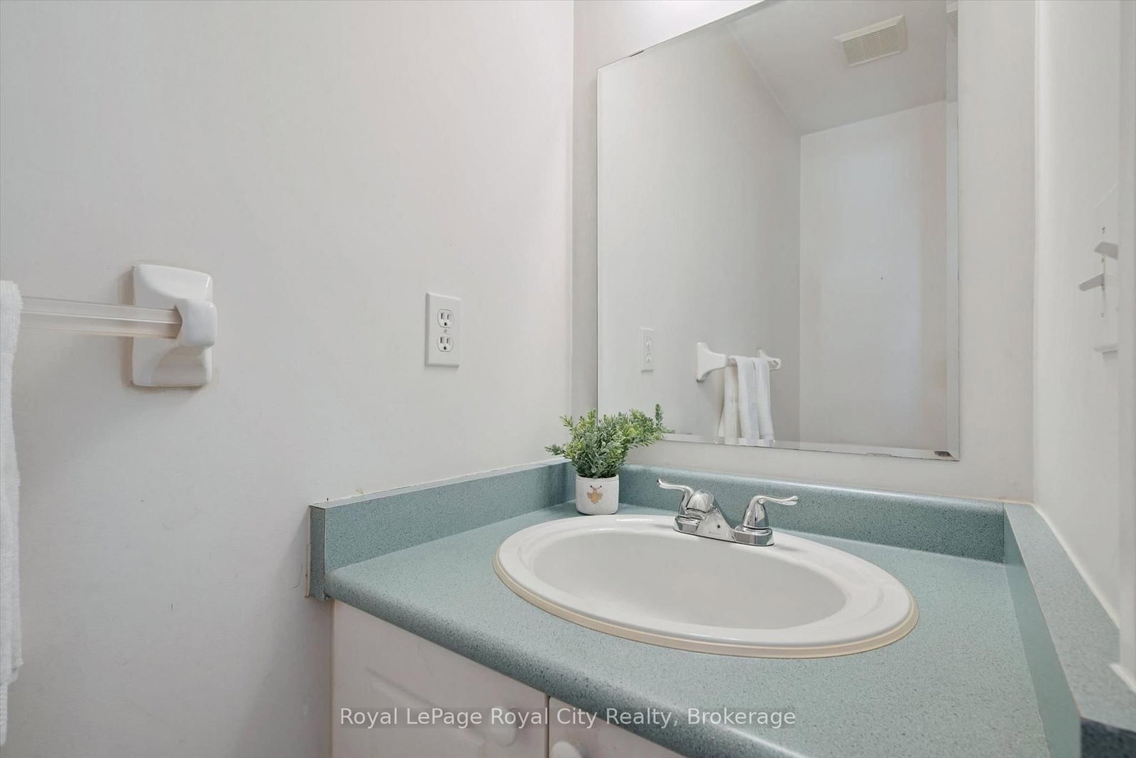 811 Edinburgh Road S • Guelph, ON photo 29