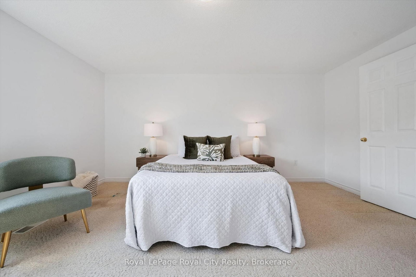 811 Edinburgh Road S • Guelph, ON photo 31