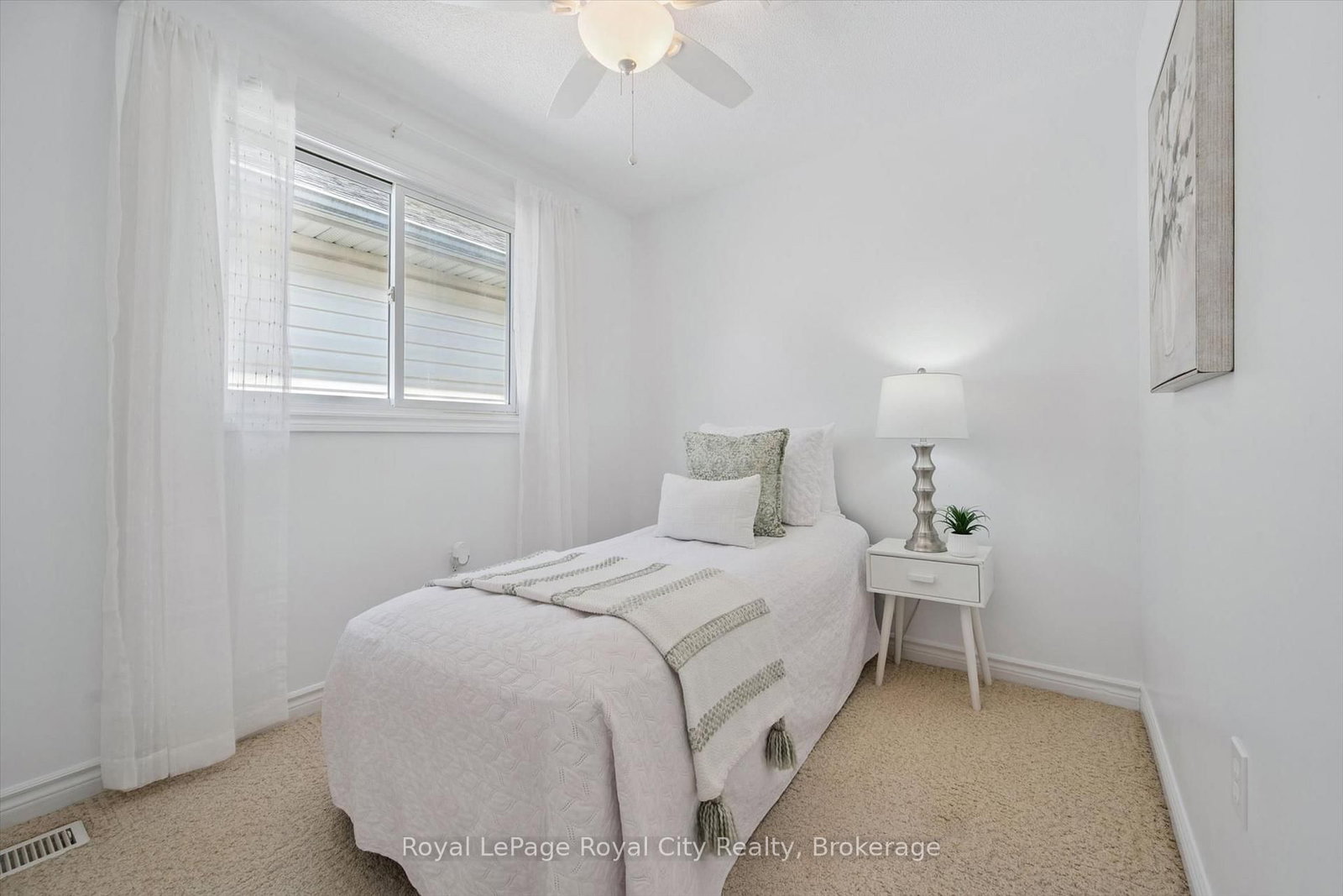 811 Edinburgh Road S • Guelph, ON photo 35