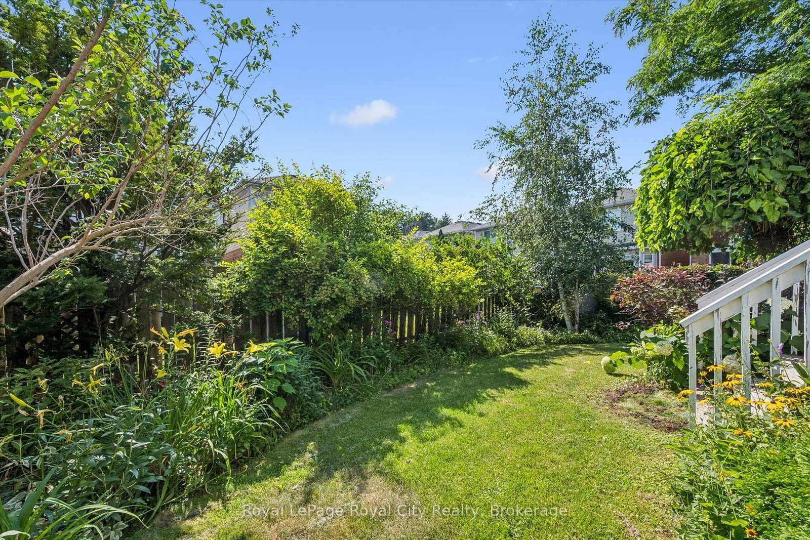 811 Edinburgh Road S • Guelph, ON photo 39