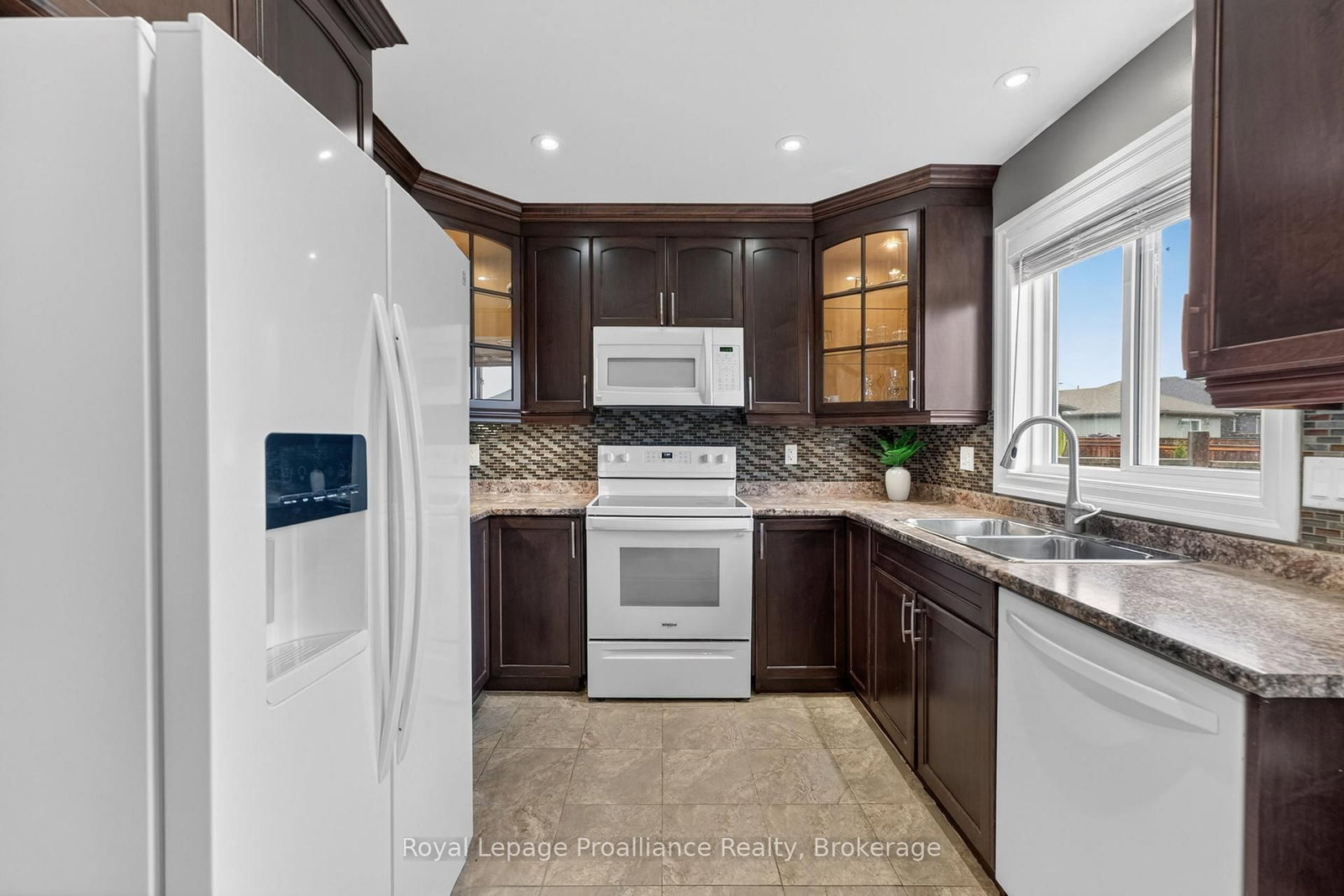 32 Aspen Drive • Quinte West, ON photo 11