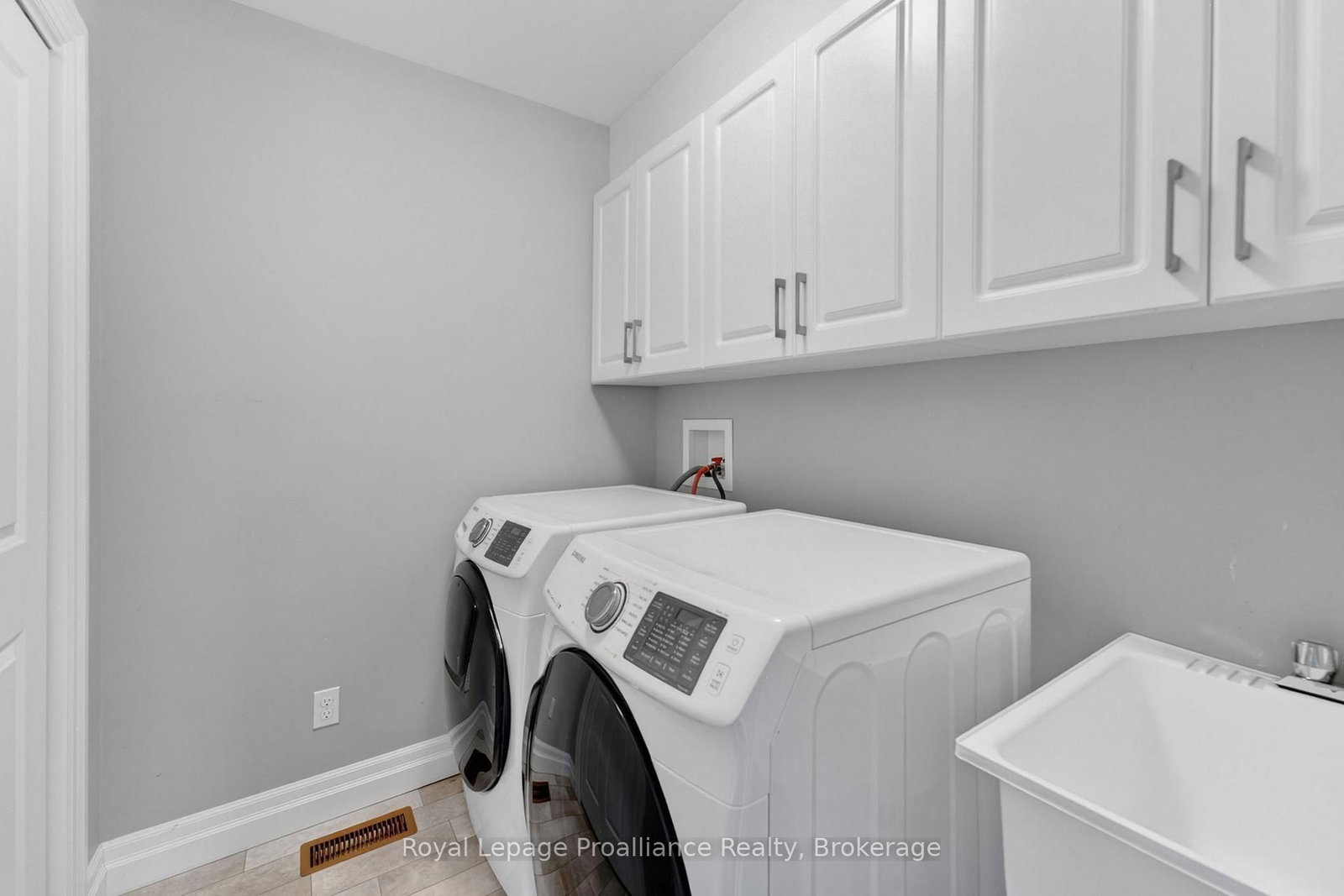 32 Aspen Drive • Quinte West, ON photo 12