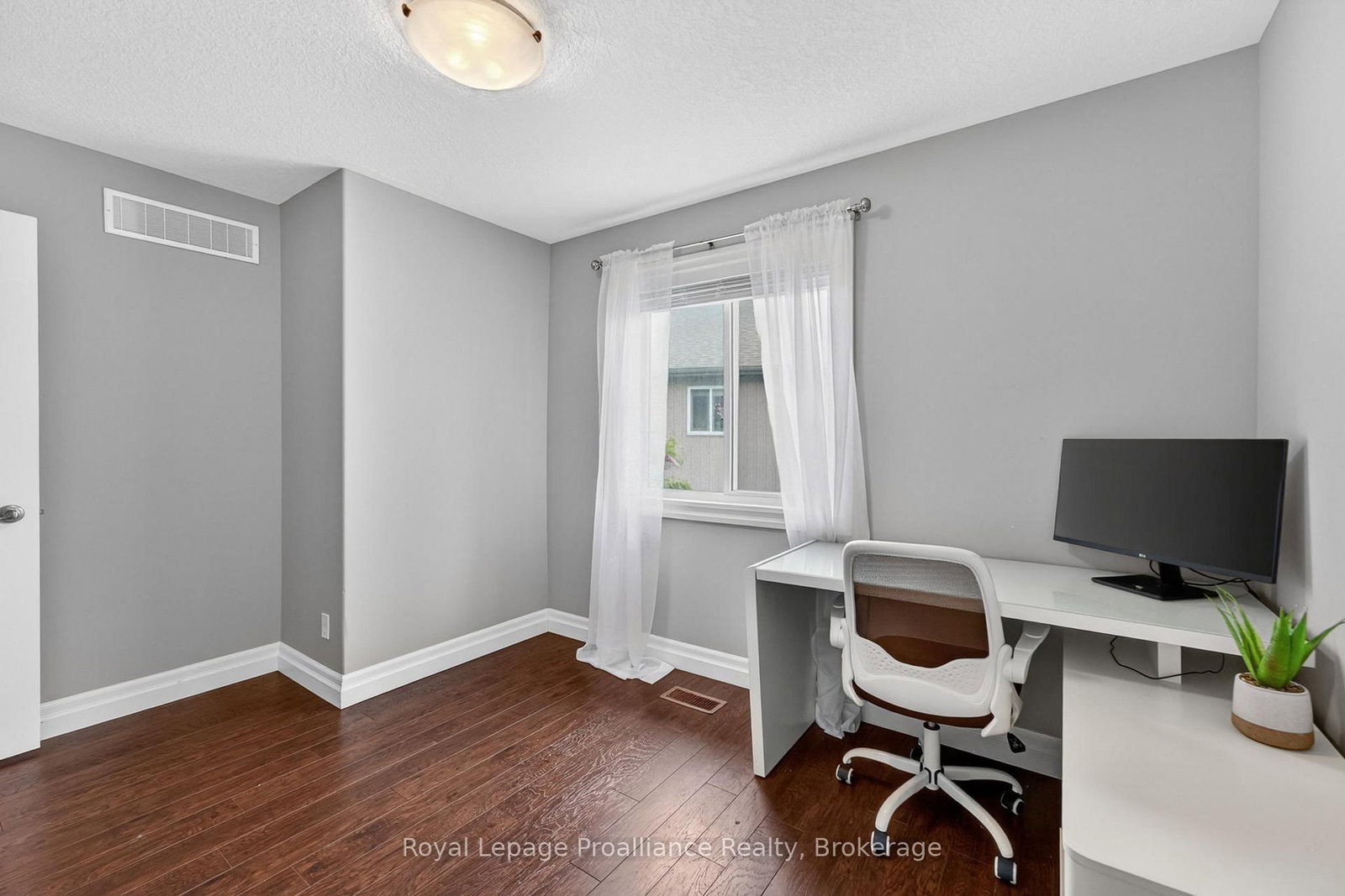 32 Aspen Drive • Quinte West, ON photo 16