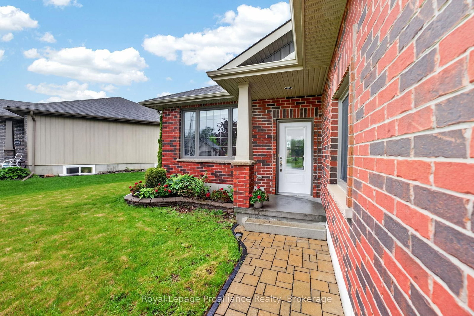 32 Aspen Drive • Quinte West, ON photo 3