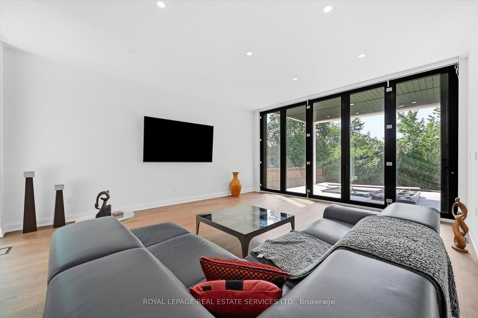 36 Windemere Road • Hamilton, ON photo 17