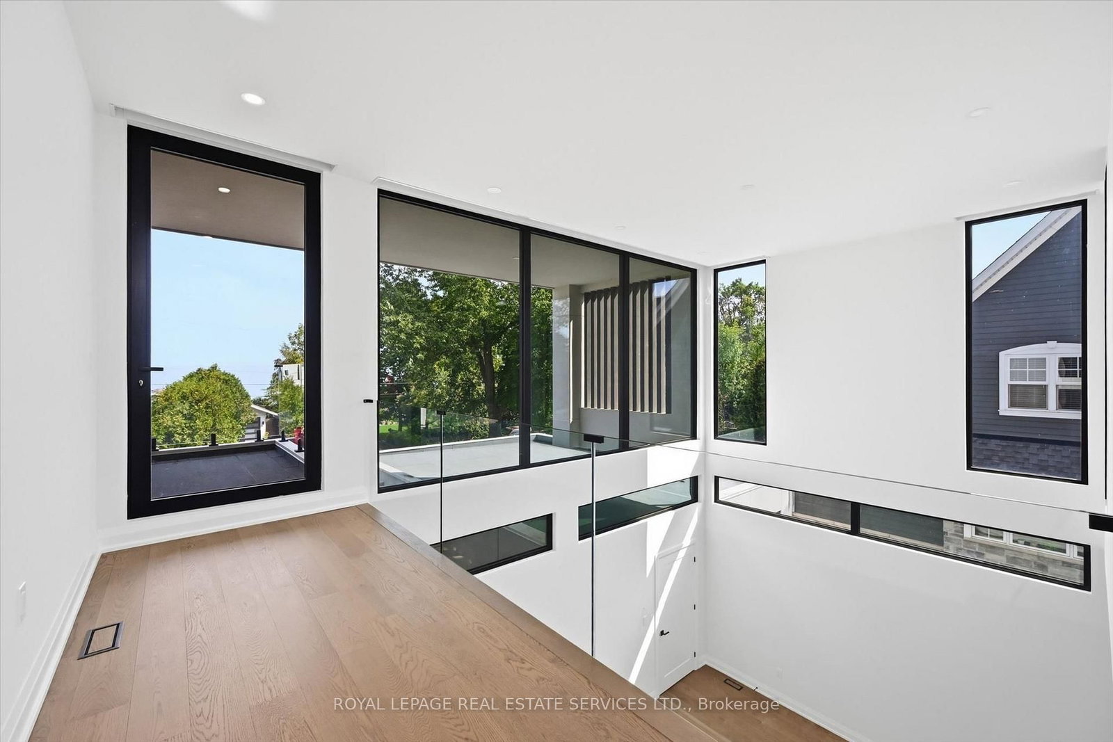 36 Windemere Road • Hamilton, ON photo 22