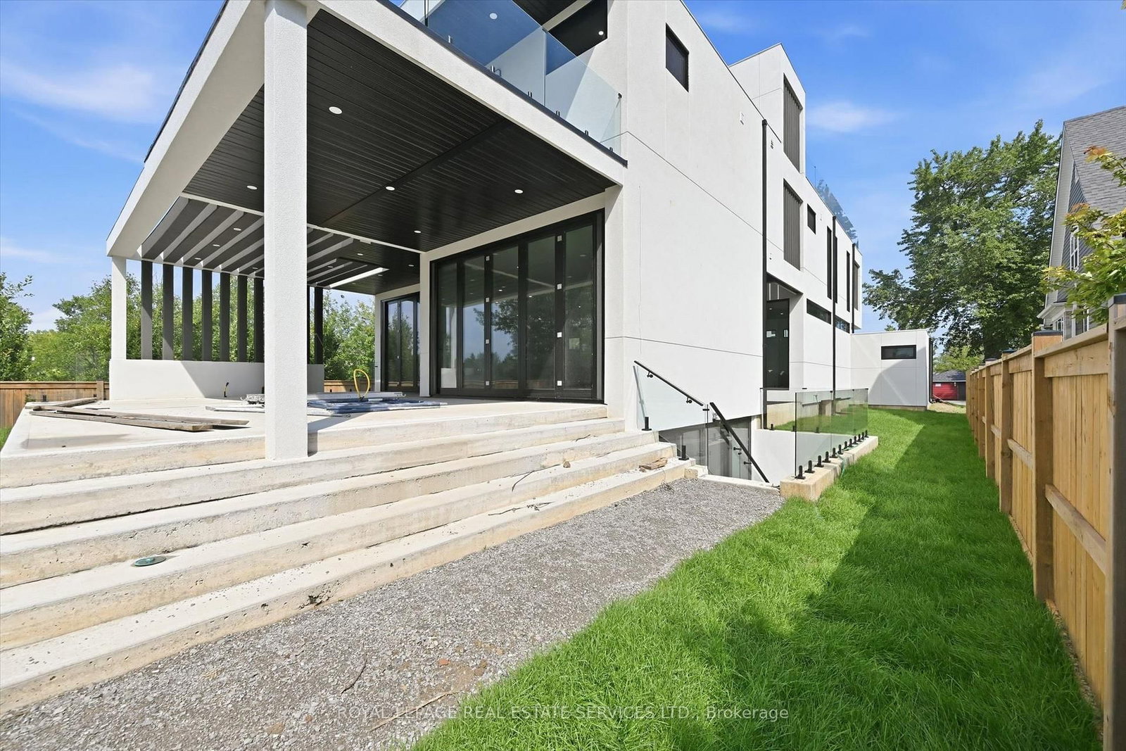 36 Windemere Road • Hamilton, ON photo 46