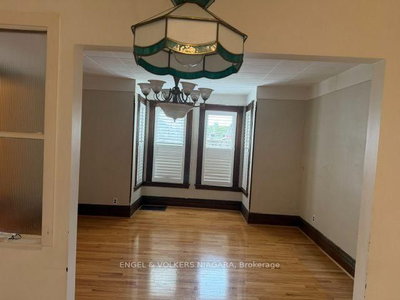5821 Leonard Avenue • Niagara Falls, ON photo 5