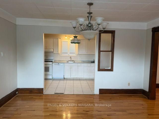 5821 Leonard Avenue • Niagara Falls, ON photo 6