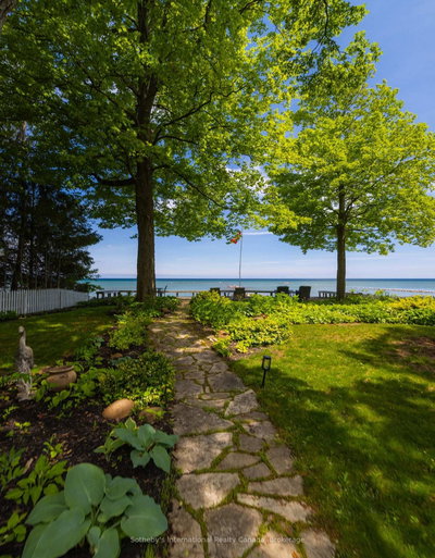 47 Vera Street • Meaford, ON photo 3