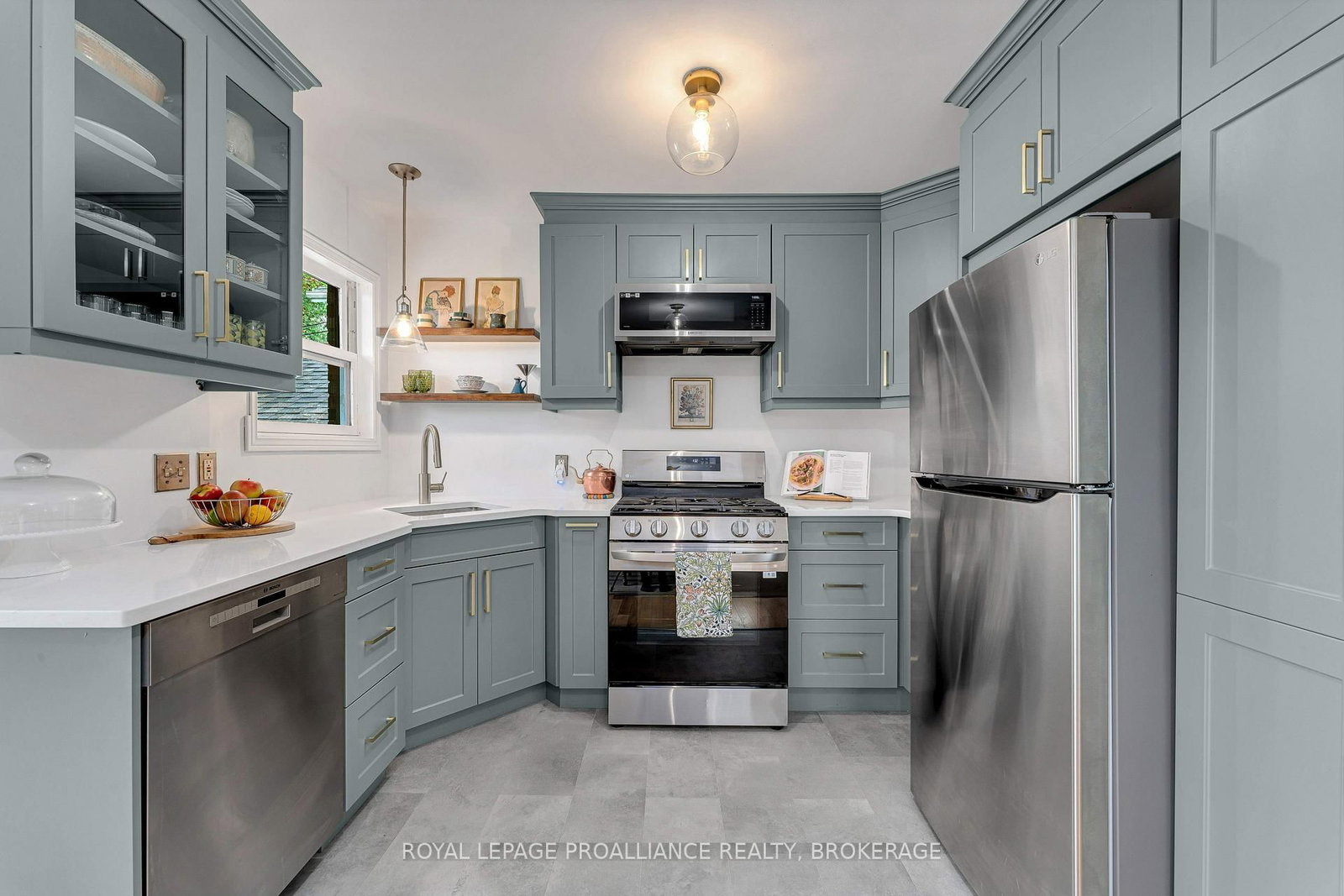212 Westdale Avenue • Kingston, ON photo 15