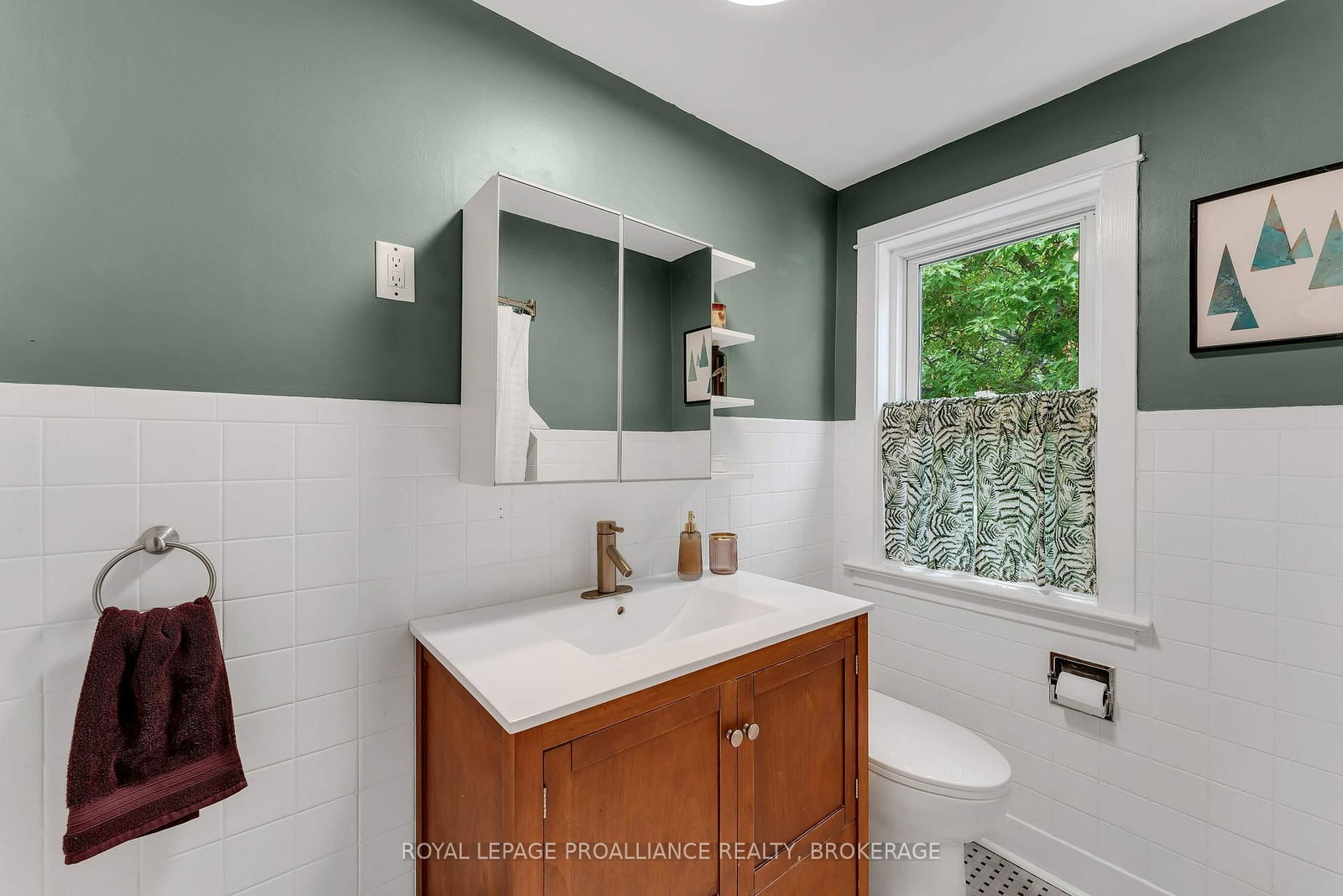 212 Westdale Avenue • Kingston, ON photo 24