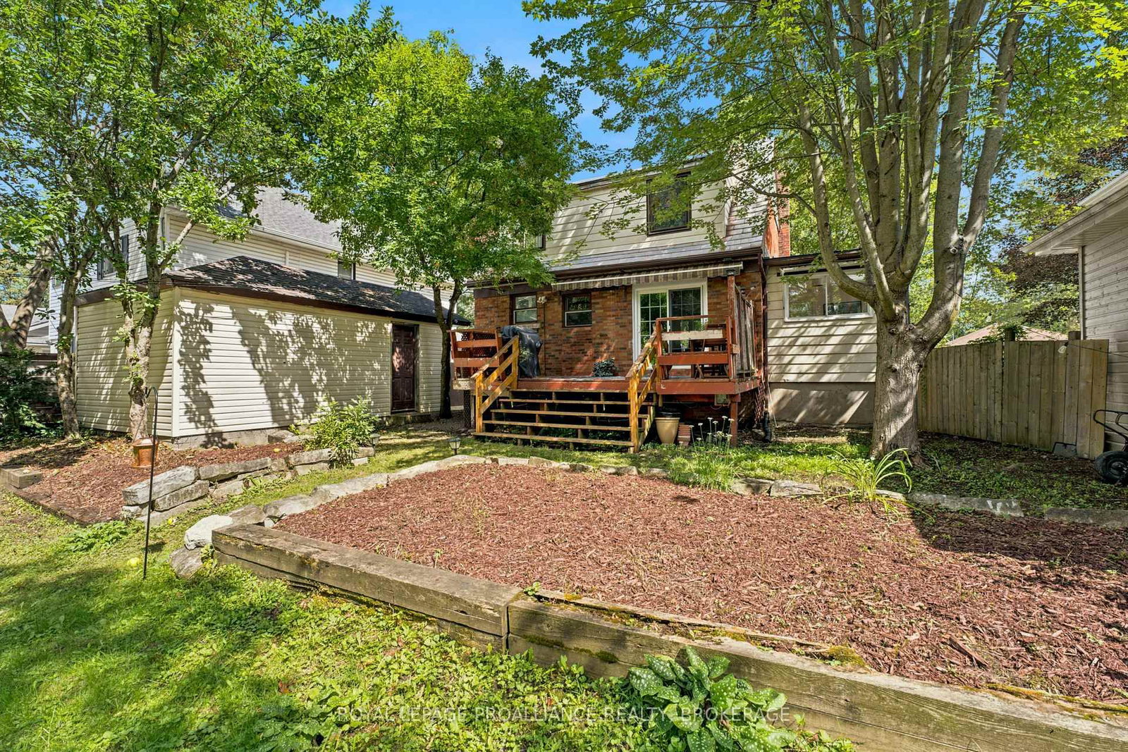 212 Westdale Avenue • Kingston, ON photo 37